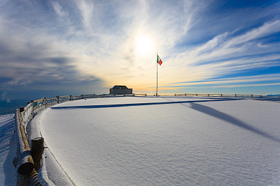 纪念碑,高视角,雪
