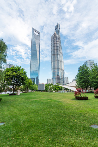 上海环球金融中心与金茂大厦