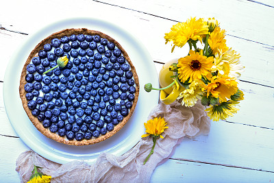 美味的蓝莓奶油蛋糕
