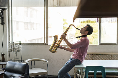 sax