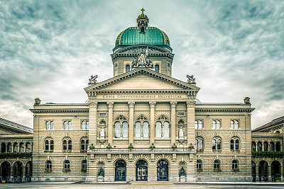 2016