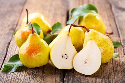 pyrus
