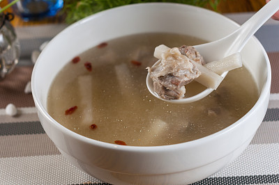 炖汤