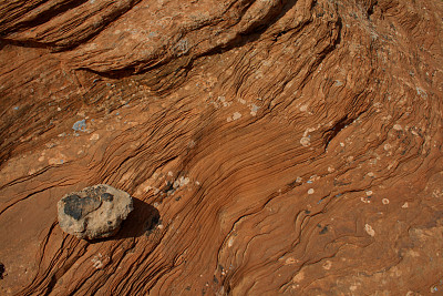 红色砂岩巨石奇石