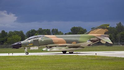 f4