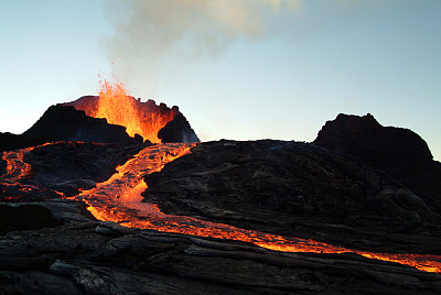 火山岩浆