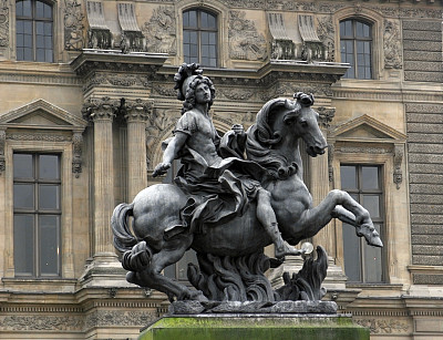 louvre