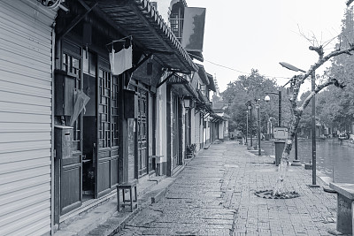 高跷屋