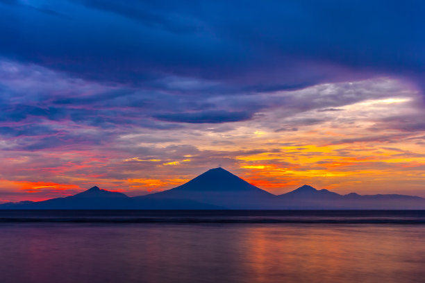 阿贡火山