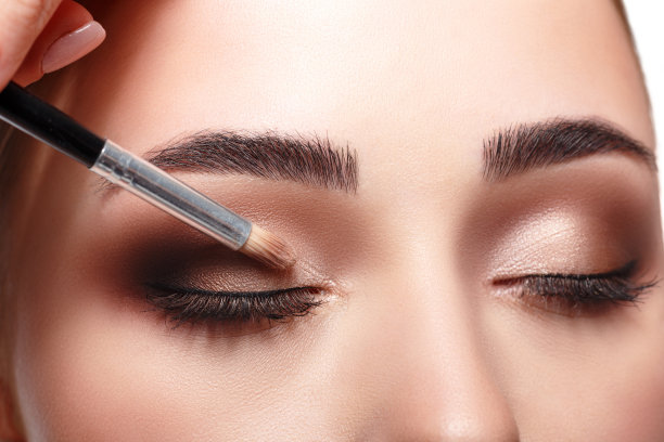mascara