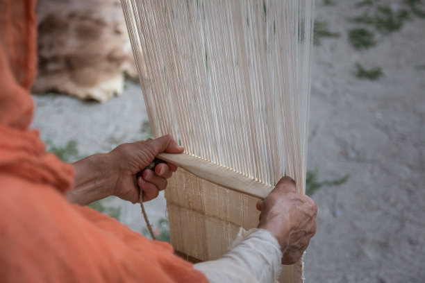 传统古式织布机