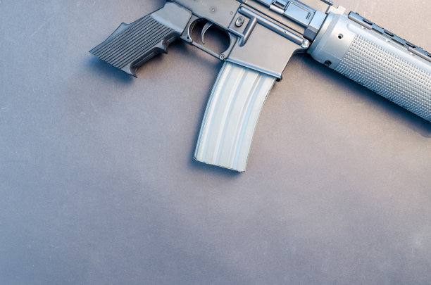 m16