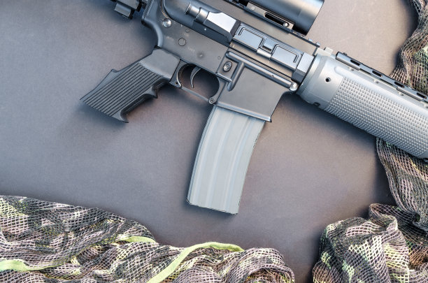 m16