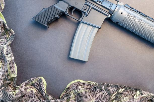m16