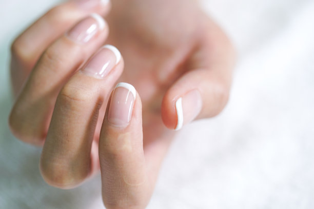 nail