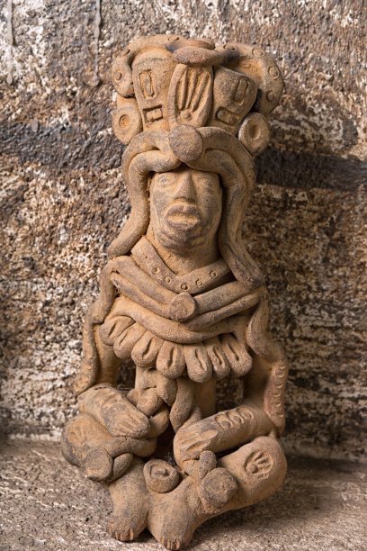 玛雅雕像