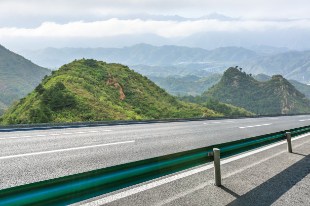 山间公路