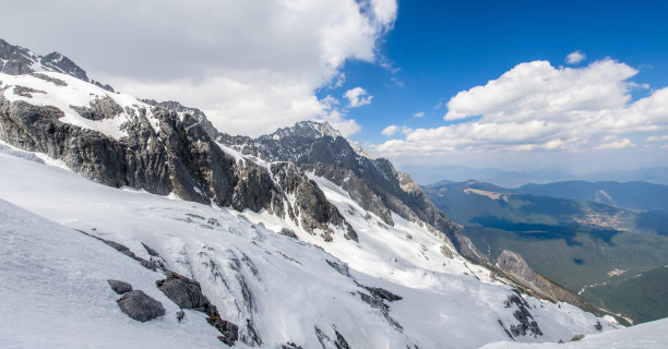 玉石山水