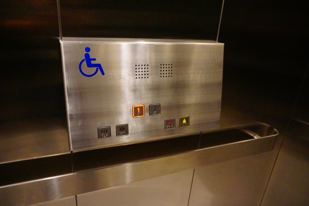 电梯内部标识