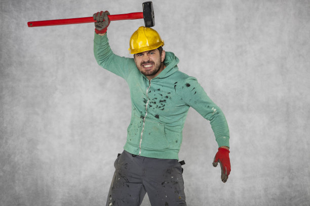 培养建设者接班人