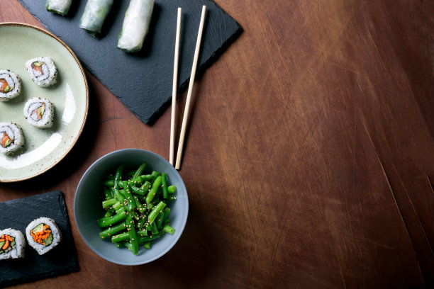 鱼吃食