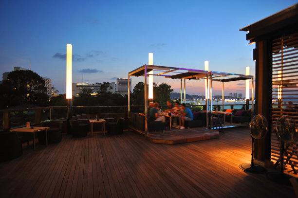 balcony