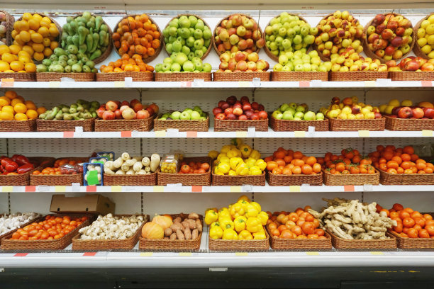 超市水果堆放