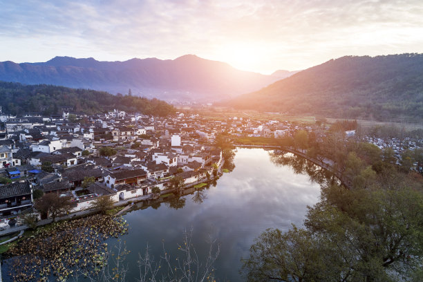 山村晨曦