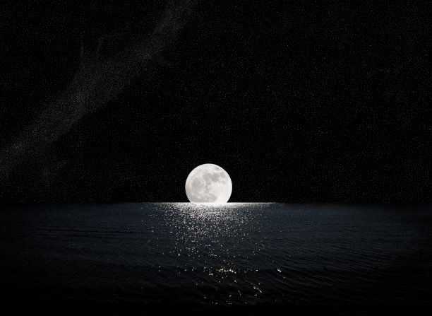 静夜满月