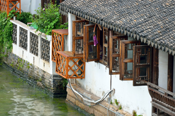 上海老建筑阳台