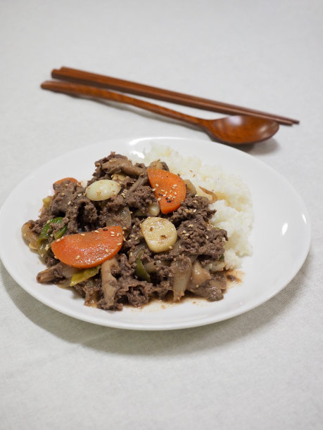 牛肉烩饭套餐