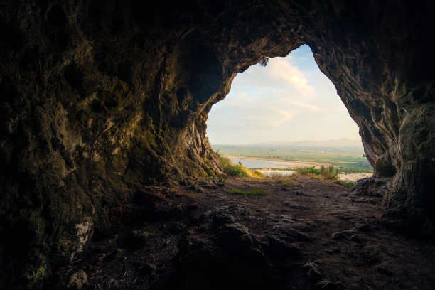 cave