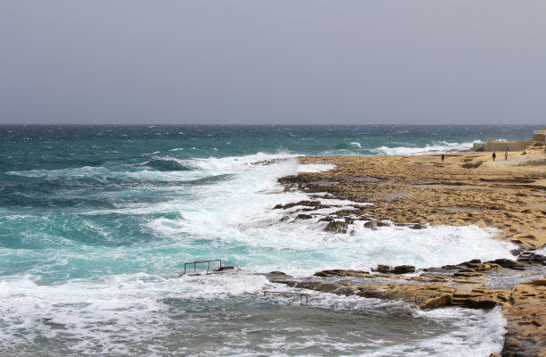 海滨流浪汉