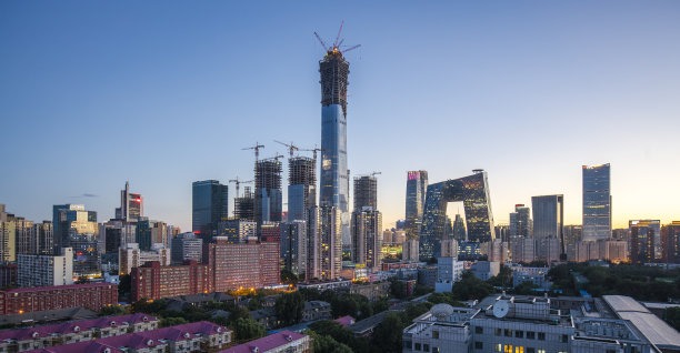北京城市风光蓝天白云下的建筑