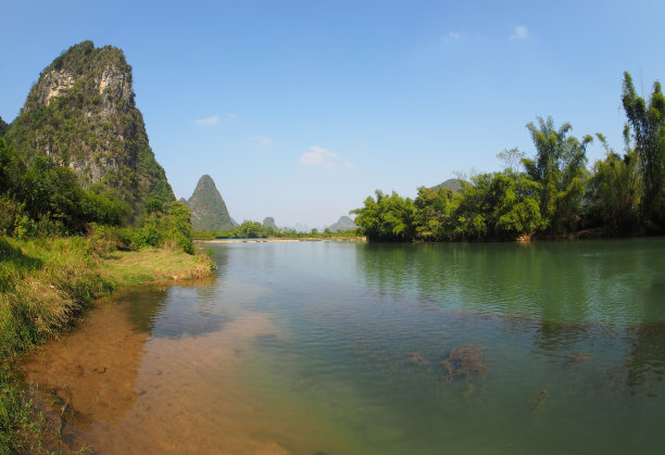 迷雾山村