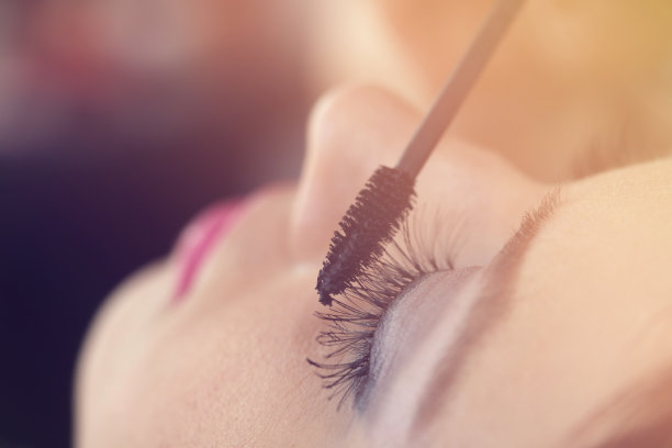 mascara