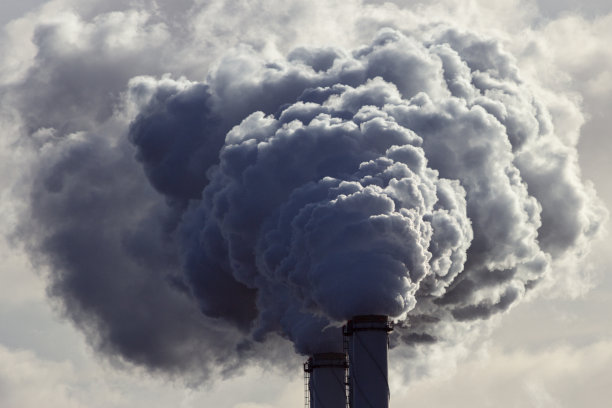 工业生产烟囱污染