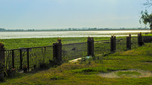 木栅栏水坝