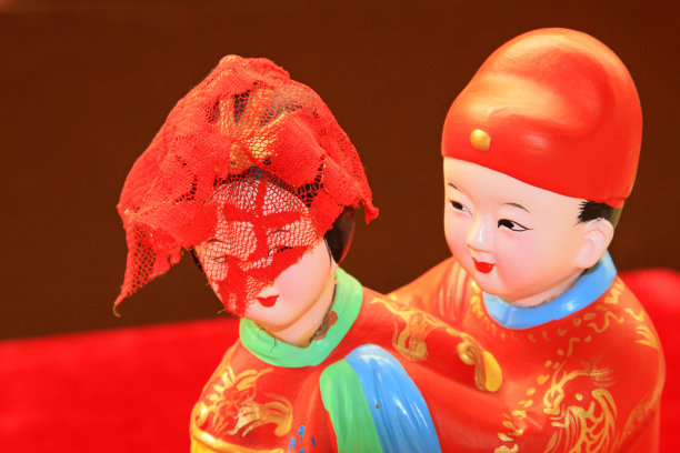 传统木偶雕塑