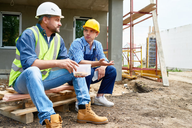 builder