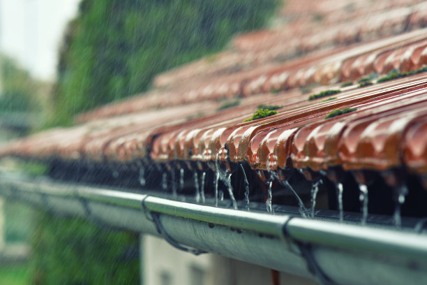 雨天屋檐