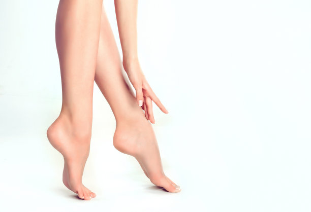 feet