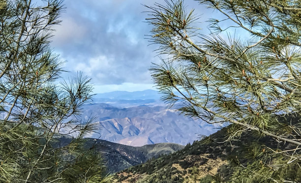 圣尼西山