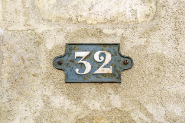 32