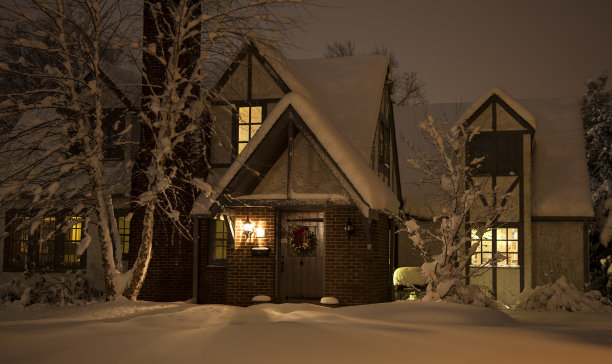 白雪皑皑冬季郊外雪景