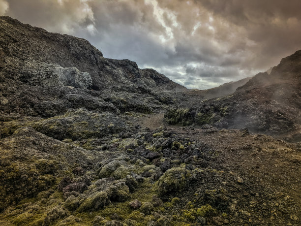 火山岩石