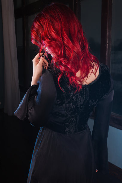 红发魔女 红发女巫