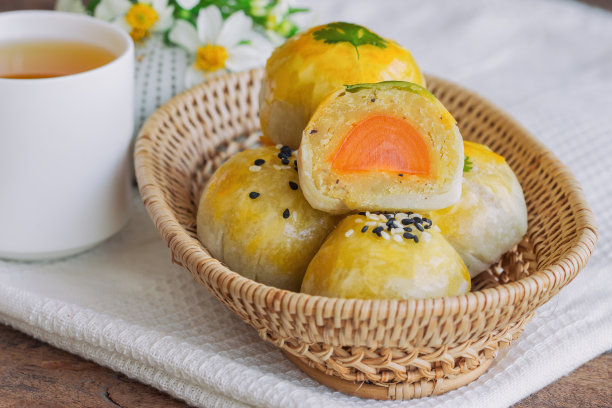 蛋黄月饼特写