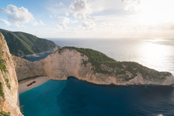 船难海滩