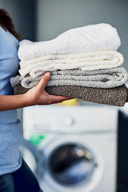 launder